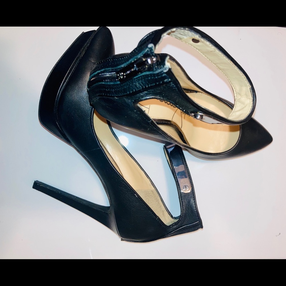 Jessica Simpson Black size 10